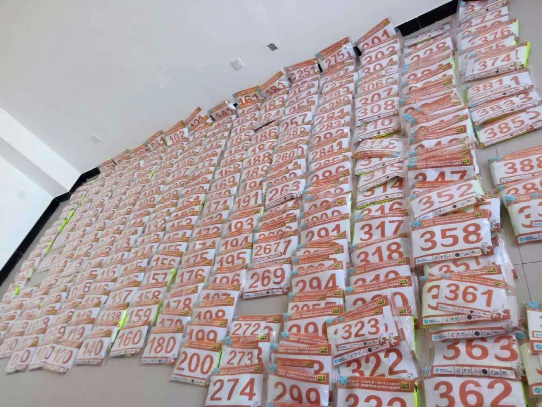 为冰雪美食节志愿服务 我们是认真的!