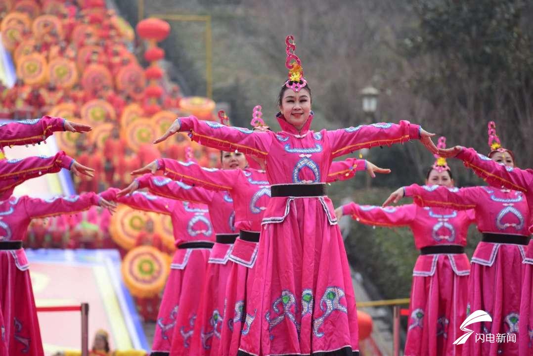 赏民俗寻年味品美食 2019青岛萝卜·元宵·糖球会开幕